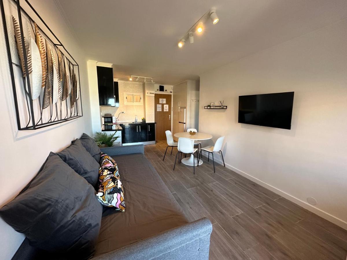 Apt Centrico Con Vistas Y Piscinas Benalmádena Exteriör bild